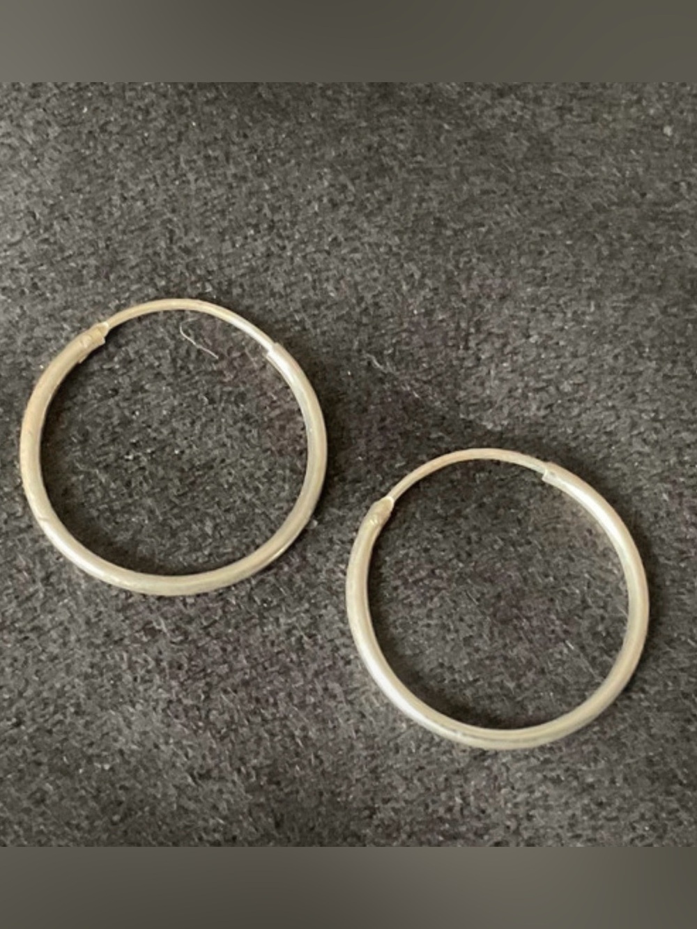 925 Sterling Silver Vintage Endless Hoop Earrings NWOT